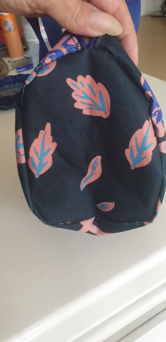 Petit sac fleuri neuf - photo numéro 6