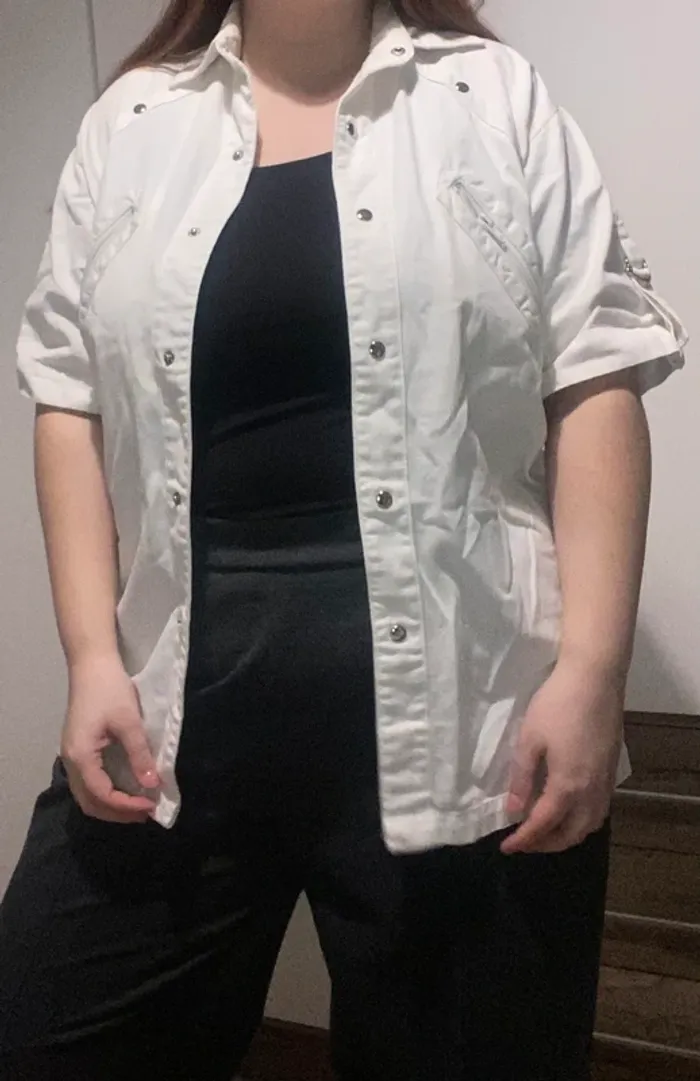 Veste blanche - photo numéro 2