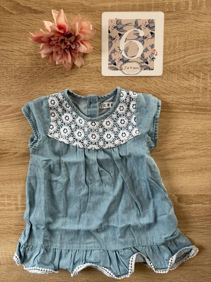 Jolie robe jean et dentelle Creeks 6 mois TBE
