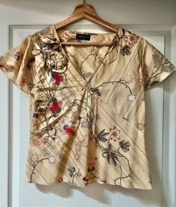 Stella Forest blouse 40/ 42  broderie serin et perles, très bon état