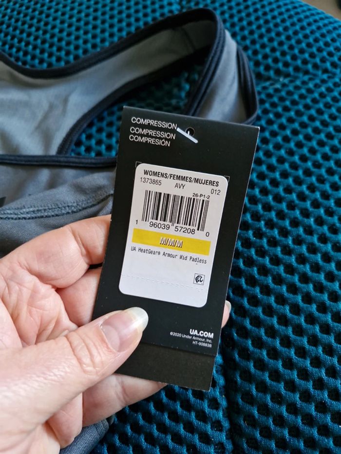 Brassière de sport under armour M - photo numéro 5