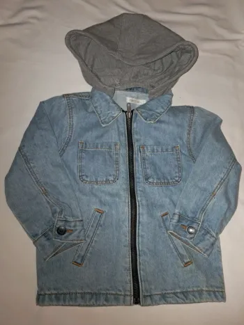 Veste en jeans à capuche