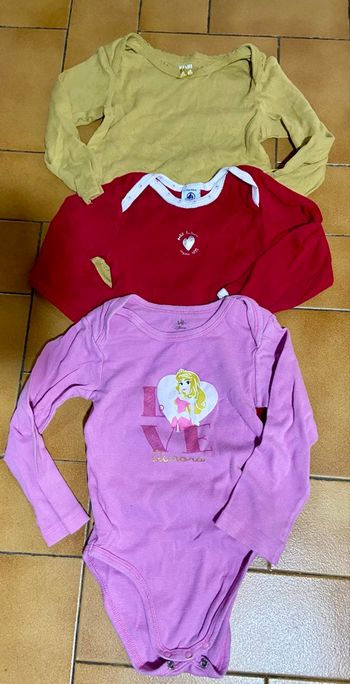 Lot de 3 body 36 mois bon état 