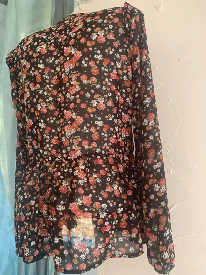 Blouse fleurie Peace ´n love taille M-L - photo numéro 11