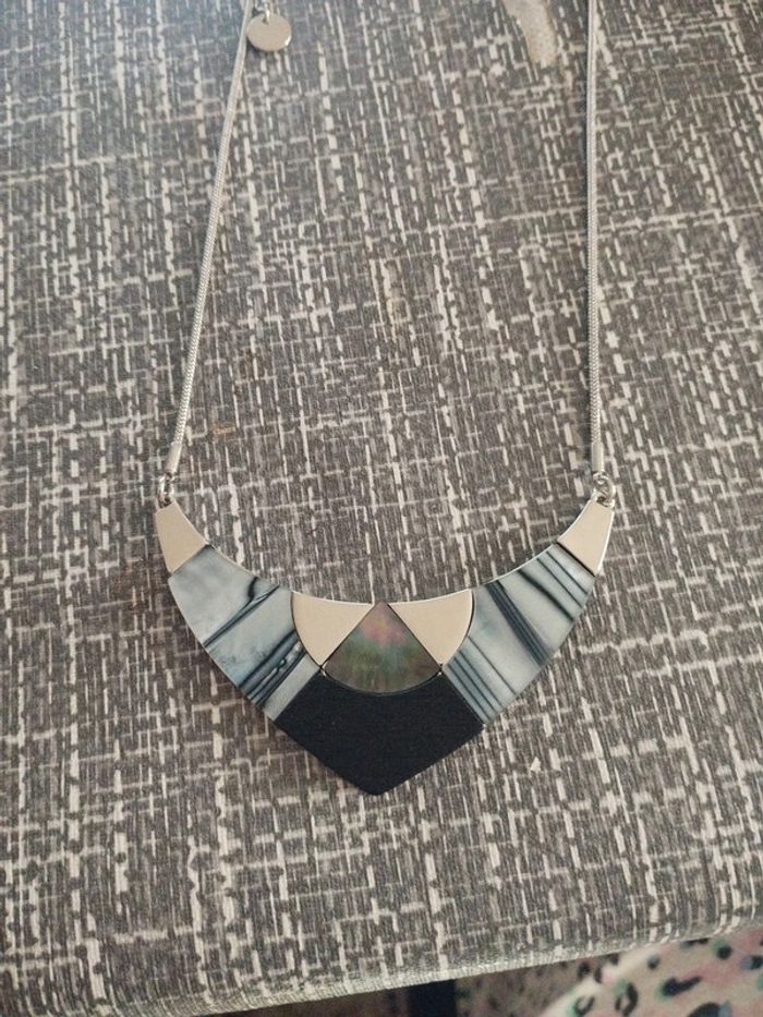 Collier - photo numéro 3