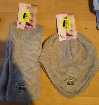 Bonnet et écharpe