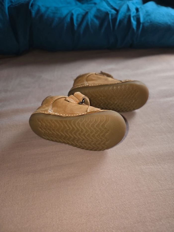 Chaussures bébé premiers pas - photo numéro 2