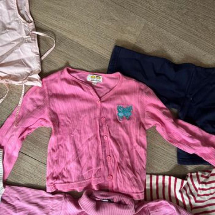 Lot vêtements enfants 4 ans - photo numéro 8