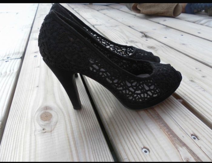Escarpins à dentelle noir
