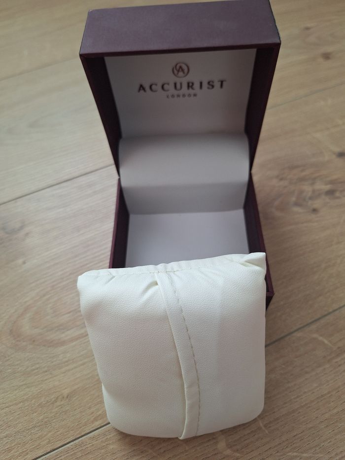 Coffret à montre ou bijou 9x9x7,5cm excellent état - photo numéro 2