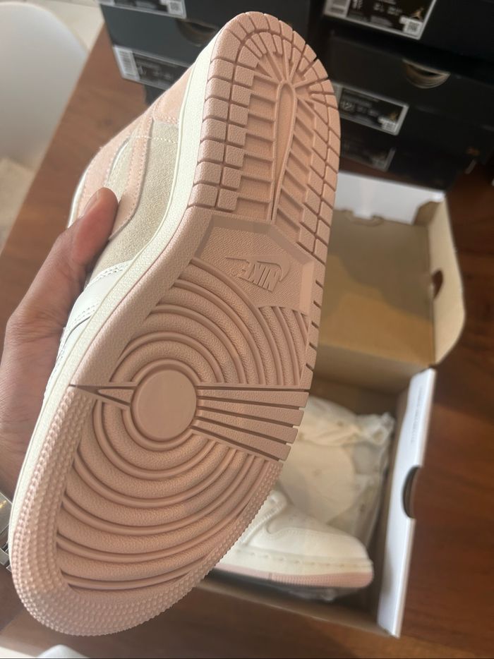 Jordan 1 taille 38.5 - photo numéro 7