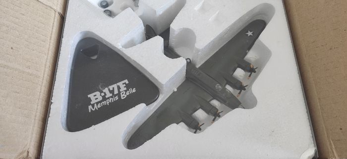 Avion bombardier - photo numéro 2