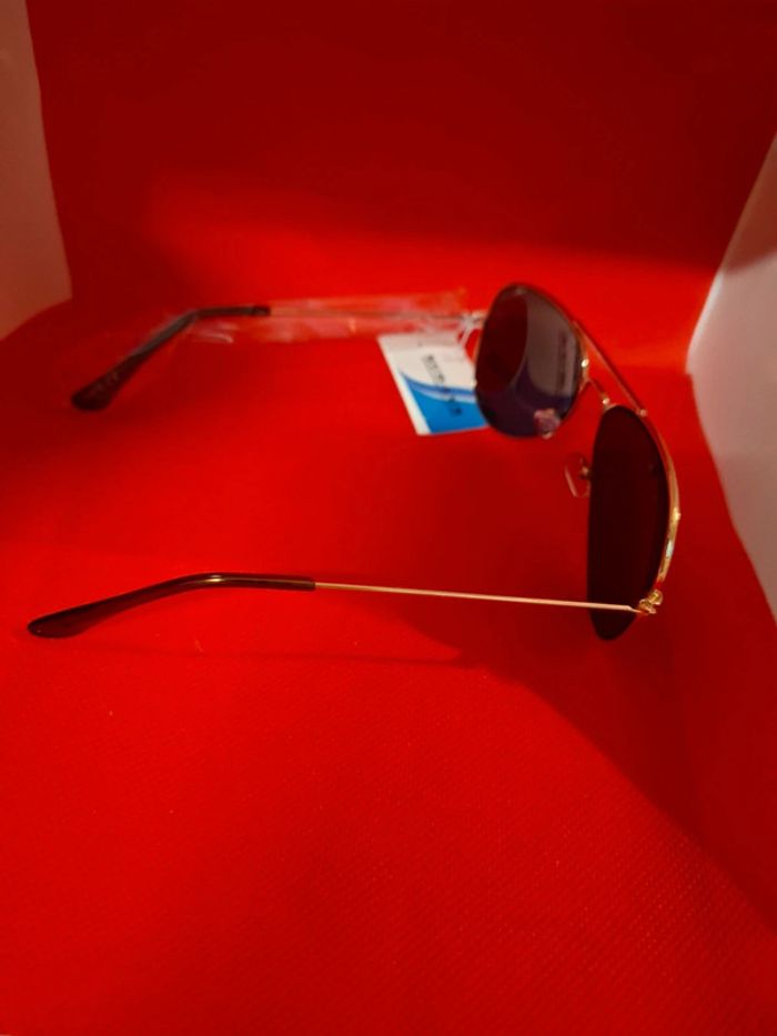 Lunettes de soleil Sur-Lux neuves avec étiquettes protection 400CE verres fumé - photo numéro 6