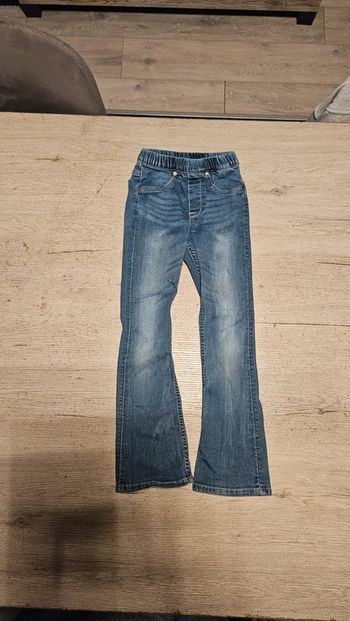Jean s bleu slim avec bas des jambes évasé, H&M, 5/6 ans, nickel