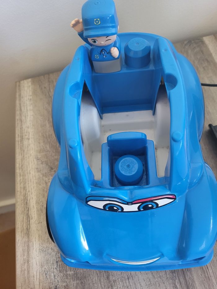 Voiture de police Mega Bloks - photo numéro 4