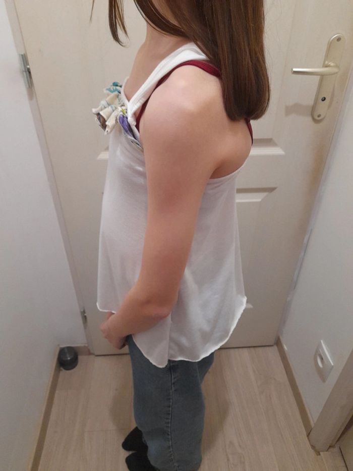 Tee-shirt taille 12 ans fille. - photo numéro 2