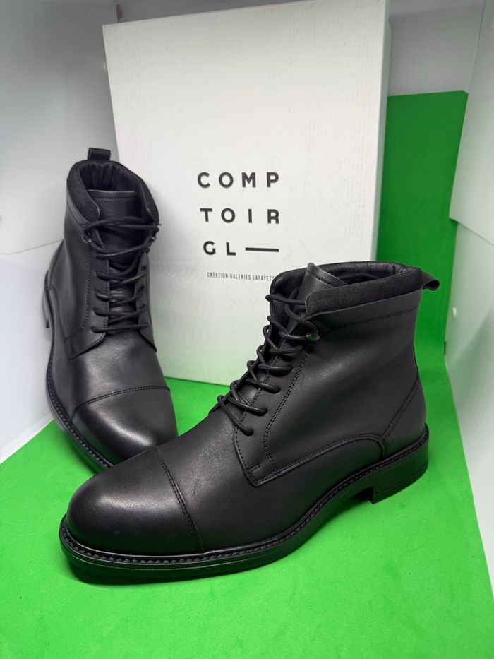 Galleries Lafayette bottines Neuf taille 42