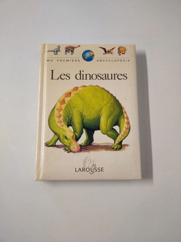 Livre ma première encyclopédie les dinosaures