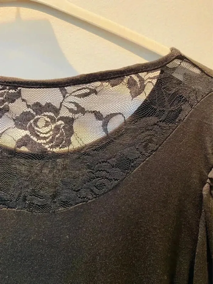 Tee shirt femme neuf noir uni dentelle 34/36 - photo numéro 3
