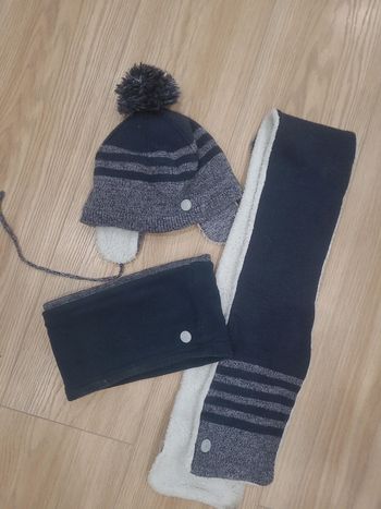 Ensemble bonnet echarpe et snood