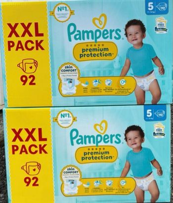 2 cartons de couches Pampers taille 5
