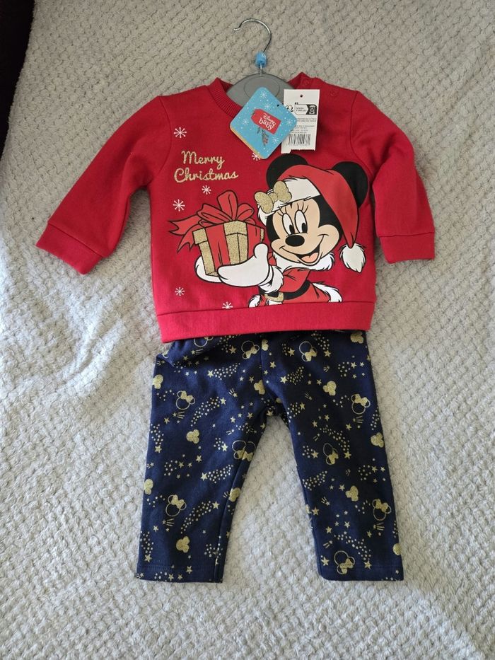Pyjama disney neuf 6 mois