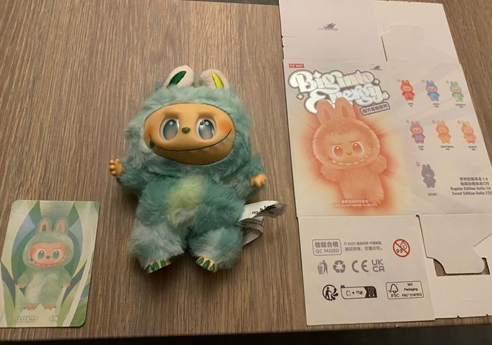 Labubu vert neuf et emballé