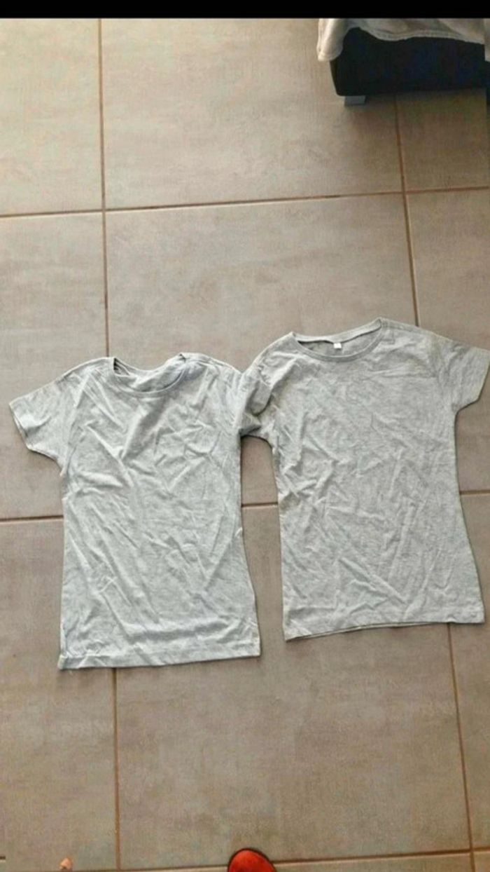 Lot de deux tee shirts gris taille 34 - photo numéro 2