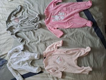 Lot de 4 pyjamas