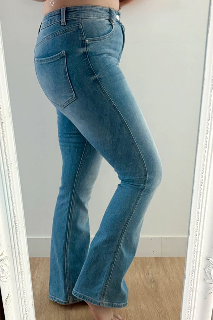 Jean flare taille haute Pimkie 40