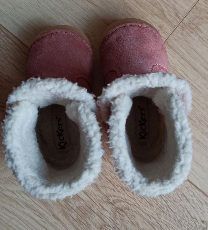 Bottes / Bottines fourrées - chaussures bébé fille Kickers Sofur Rose - Taille 18 - photo numéro 5