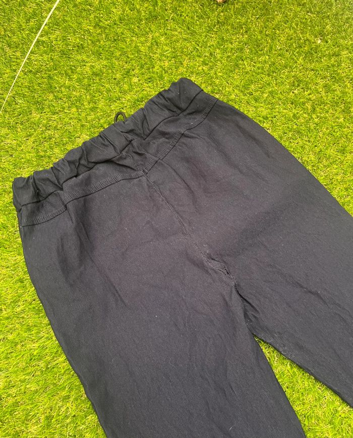 Très beau pantalon noir made in Italy - photo numéro 5