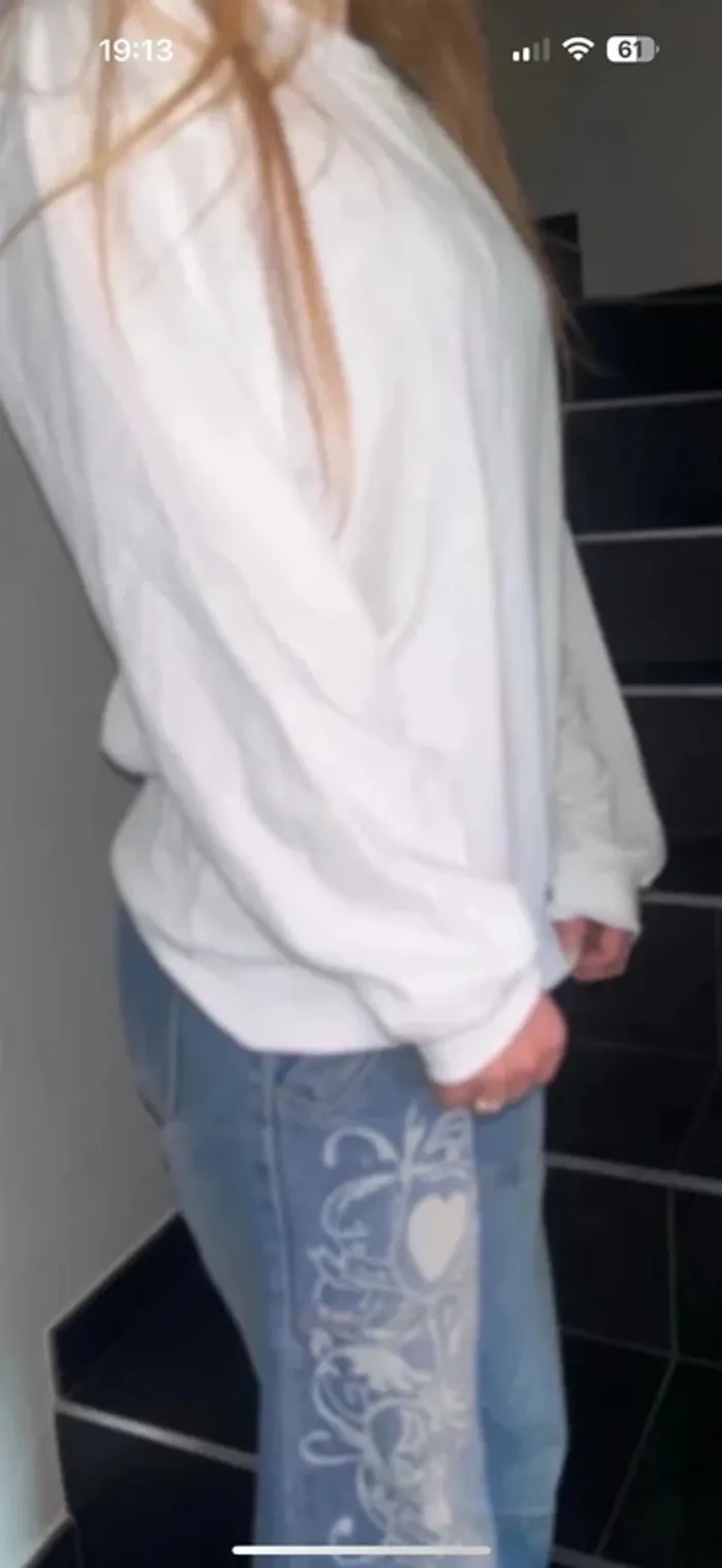 Sweat, blanc, tout simple taille S neuf - photo numéro 2