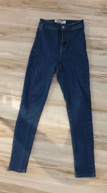 Jeans Jennyfer taille 32