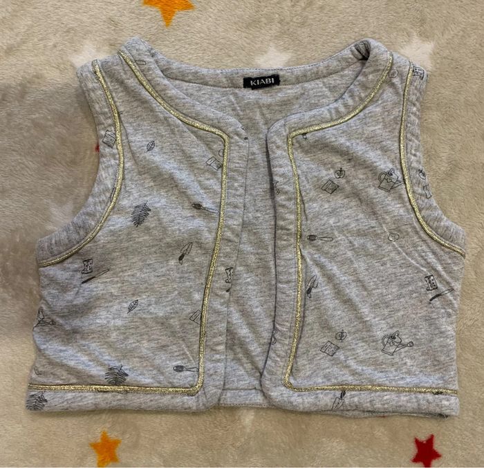 Lot 2 Gilets sans Manche Vertbaudet Ecru & Kiabi Gris 1 An - photo numéro 4