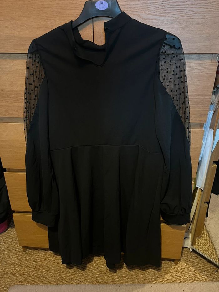 Robe noir évasée avec manches bouffantes Shein - photo numéro 4