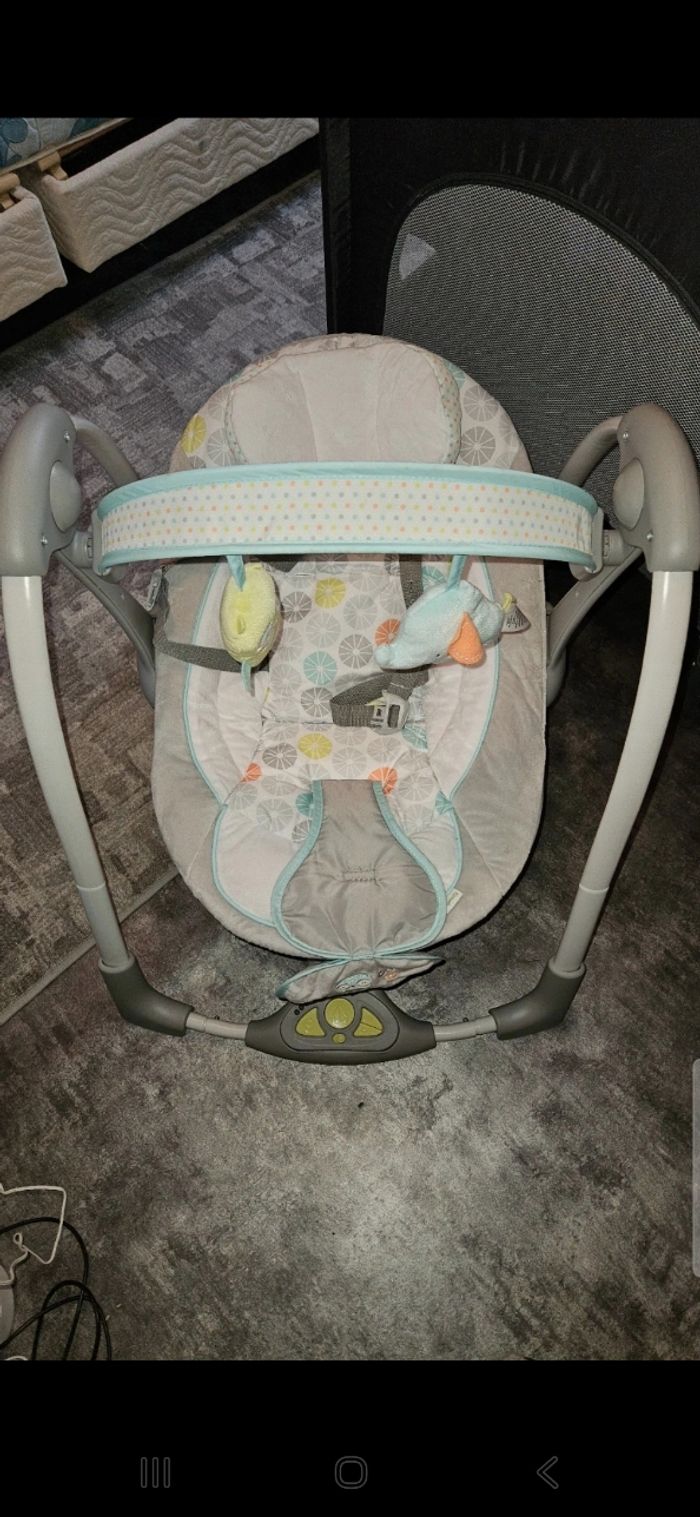 Balancelle en très bon état comme neuf