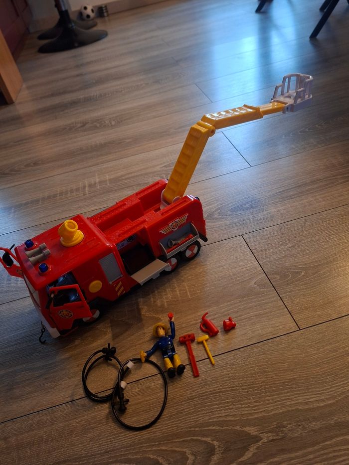 Sam le pompier camion - photo numéro 9