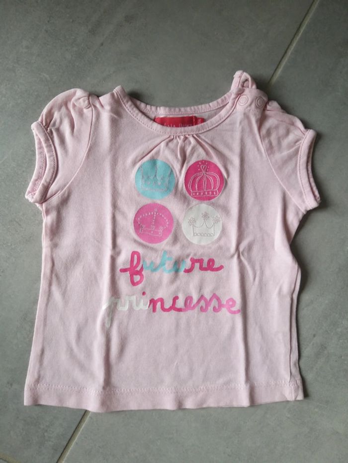 T-shirt manche courte en 6 mois