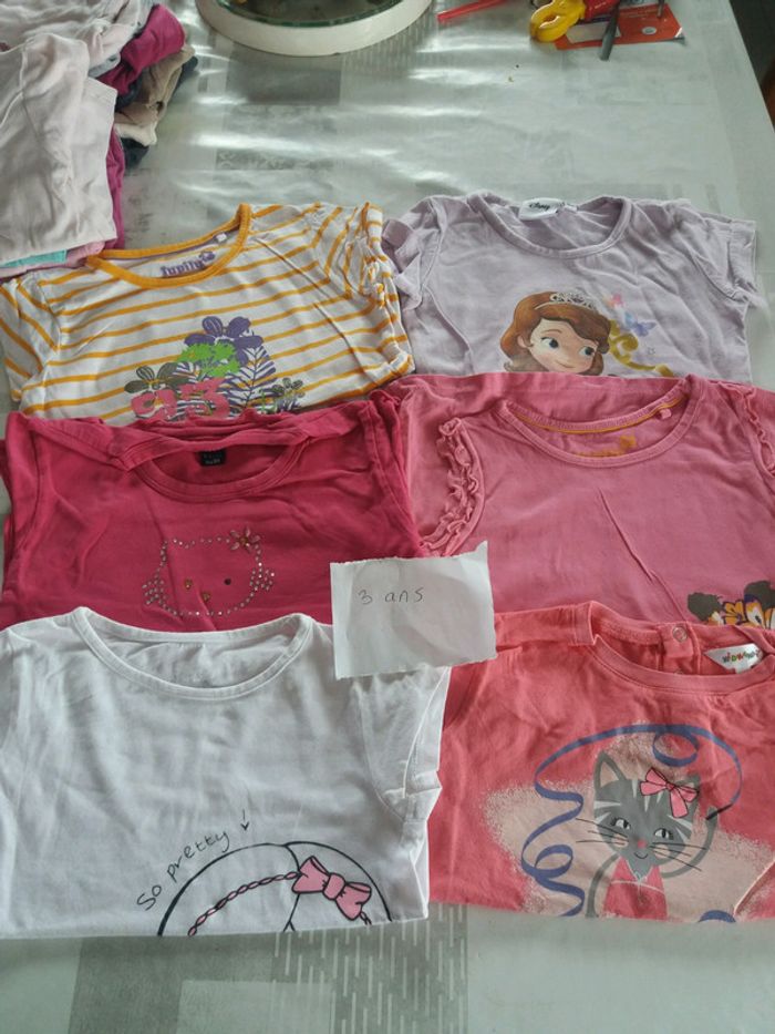Lot 6 tee shirt 3 ans