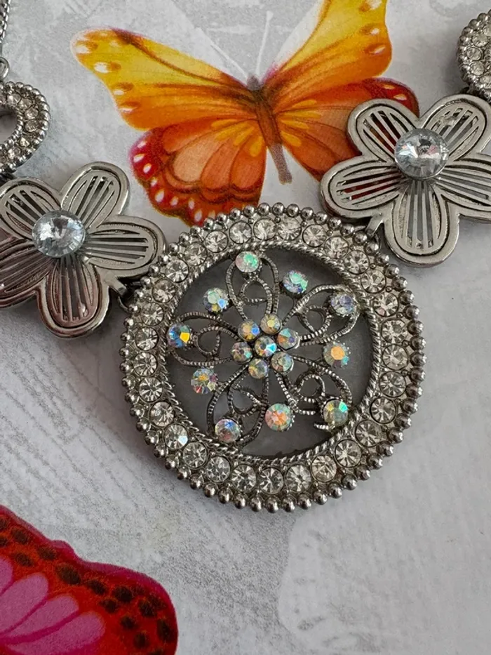 Parure collier boucle d’oreille fleur - photo numéro 2