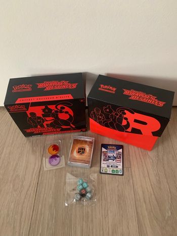 ETB - Coffret Dresseur d’Élite Rivalités Destinées avec goodies