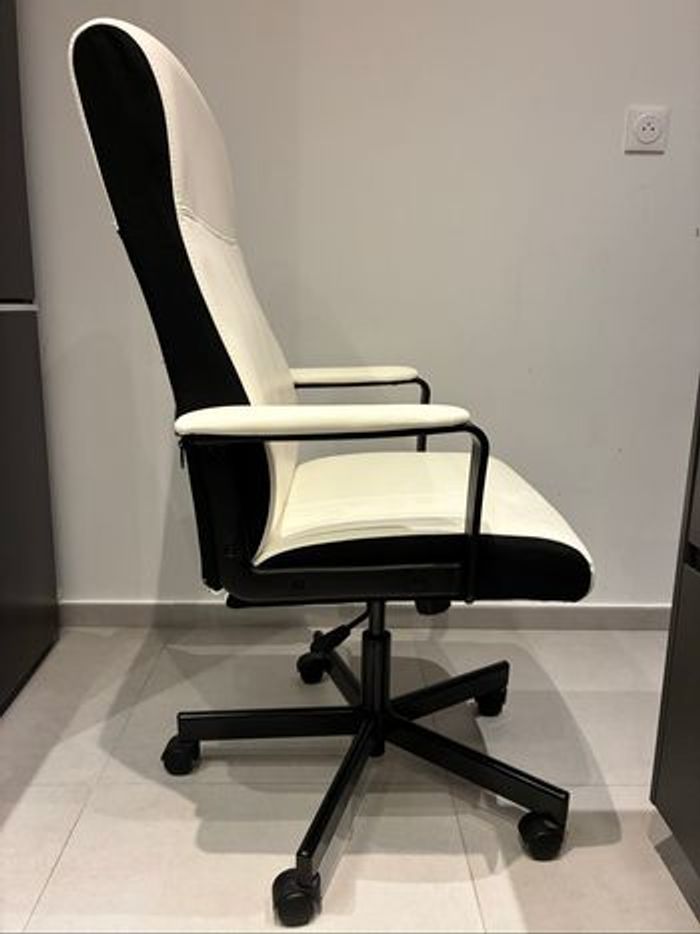 Chaise pivotante MILLBERGET blanche IKEA - photo numéro 4