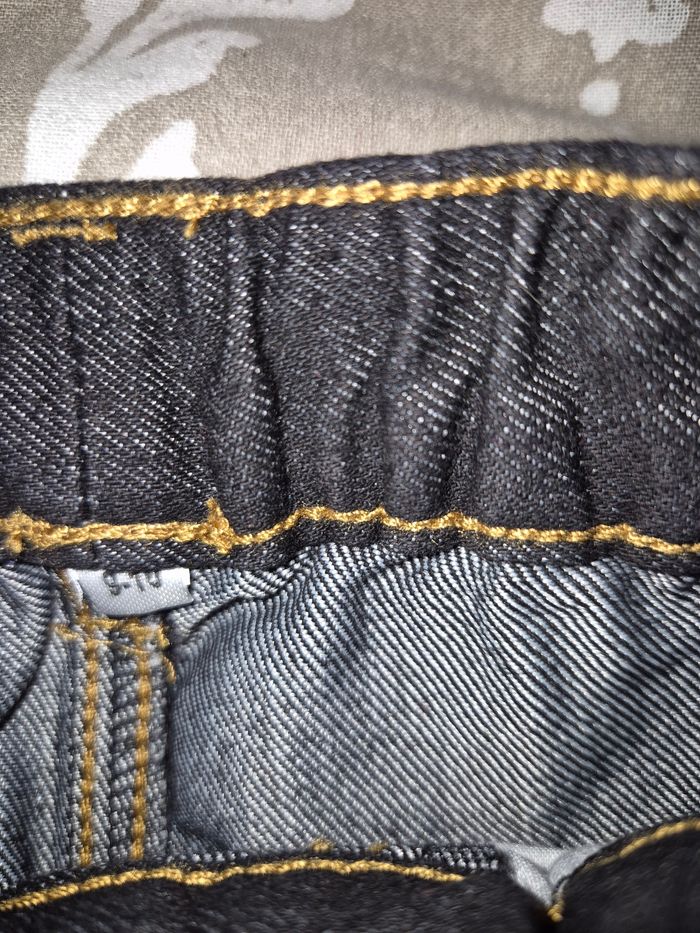 Jean noir - photo numéro 4