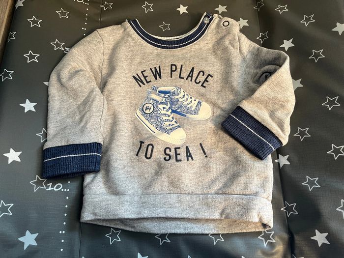 Pull ikks 12 mois
