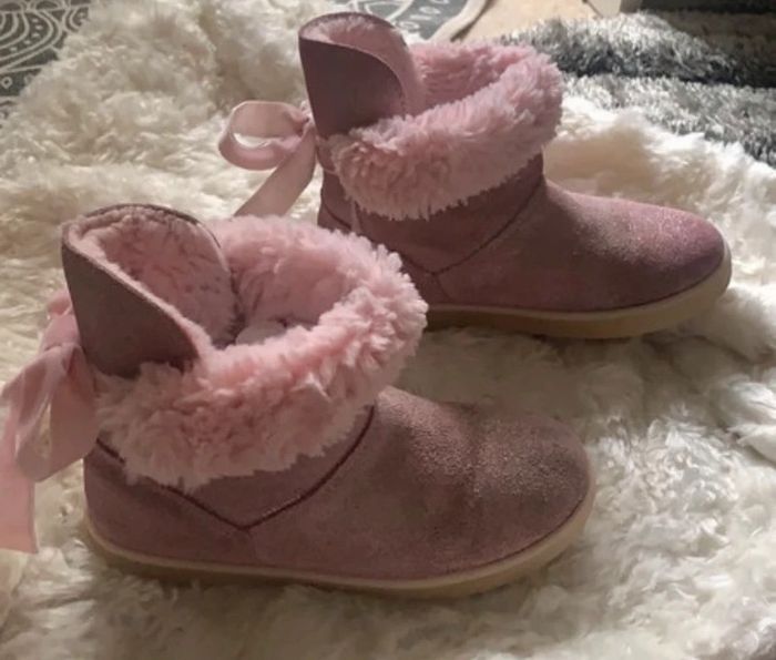 Bottine fourrure (taille 30) - photo numéro 3