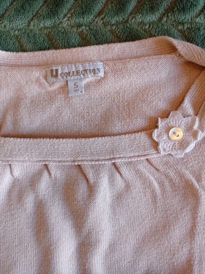 Pull rose manches courtes 5 ans - photo numéro 3