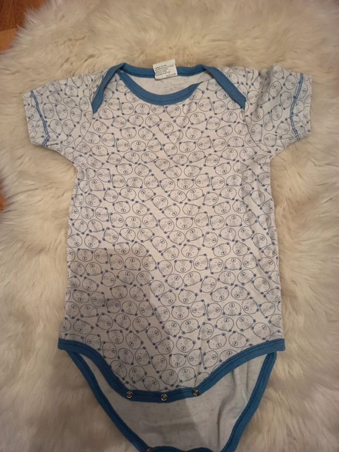 Lot de 11 bodies 3 ans - photo numéro 4
