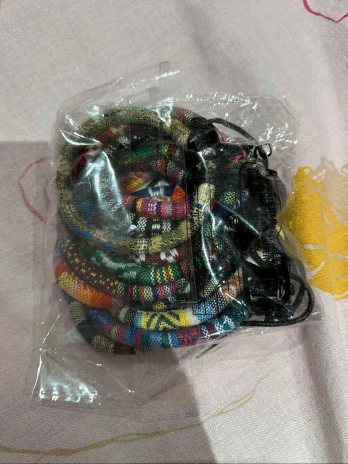 Bracelet neuf - photo numéro 2