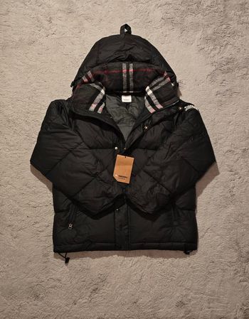 Doudoune Burberry taille L 